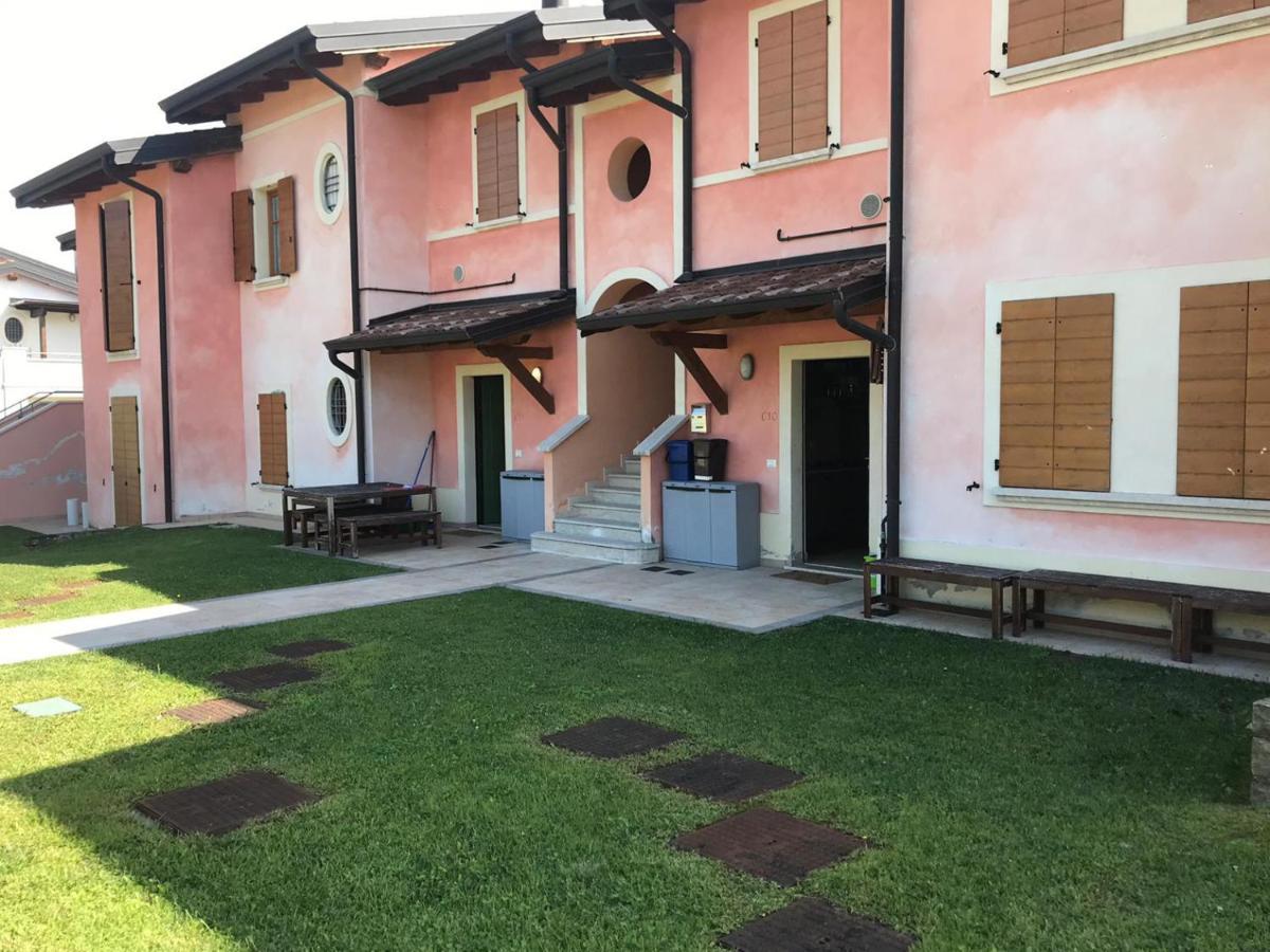 Luxury Apartments - Le Fate - Residence With Pool Manerba del Garda Eksteriør bilde