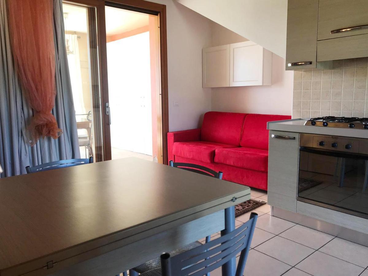 Luxury Apartments - Le Fate - Residence With Pool Manerba del Garda Eksteriør bilde