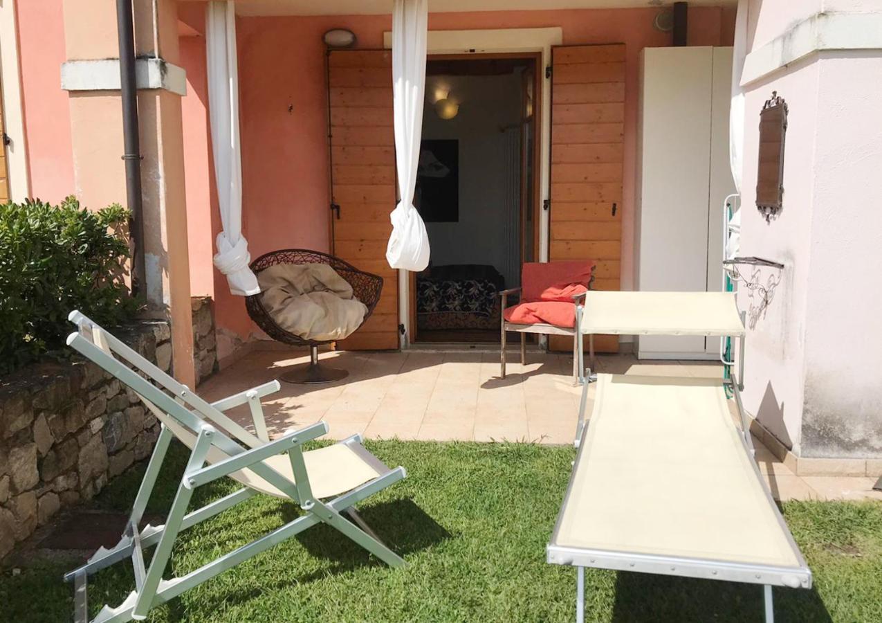 Luxury Apartments - Le Fate - Residence With Pool Manerba del Garda Eksteriør bilde