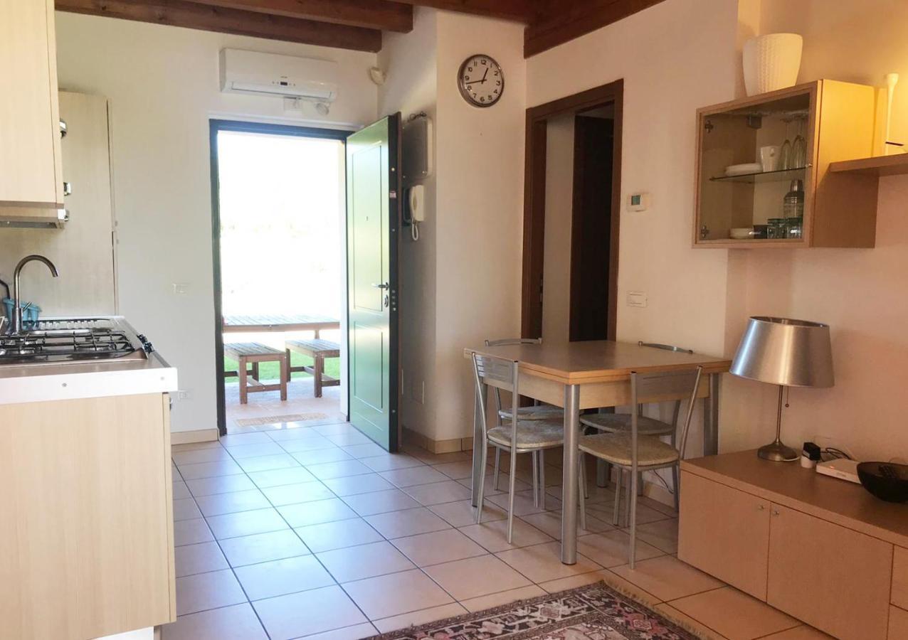 Luxury Apartments - Le Fate - Residence With Pool Manerba del Garda Eksteriør bilde