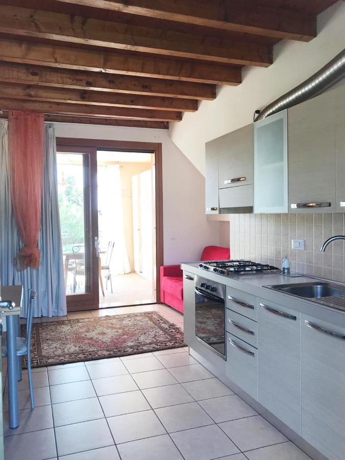Luxury Apartments - Le Fate - Residence With Pool Manerba del Garda Eksteriør bilde