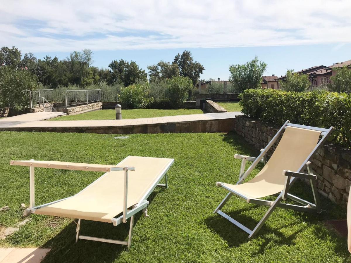 Luxury Apartments - Le Fate - Residence With Pool Manerba del Garda Eksteriør bilde