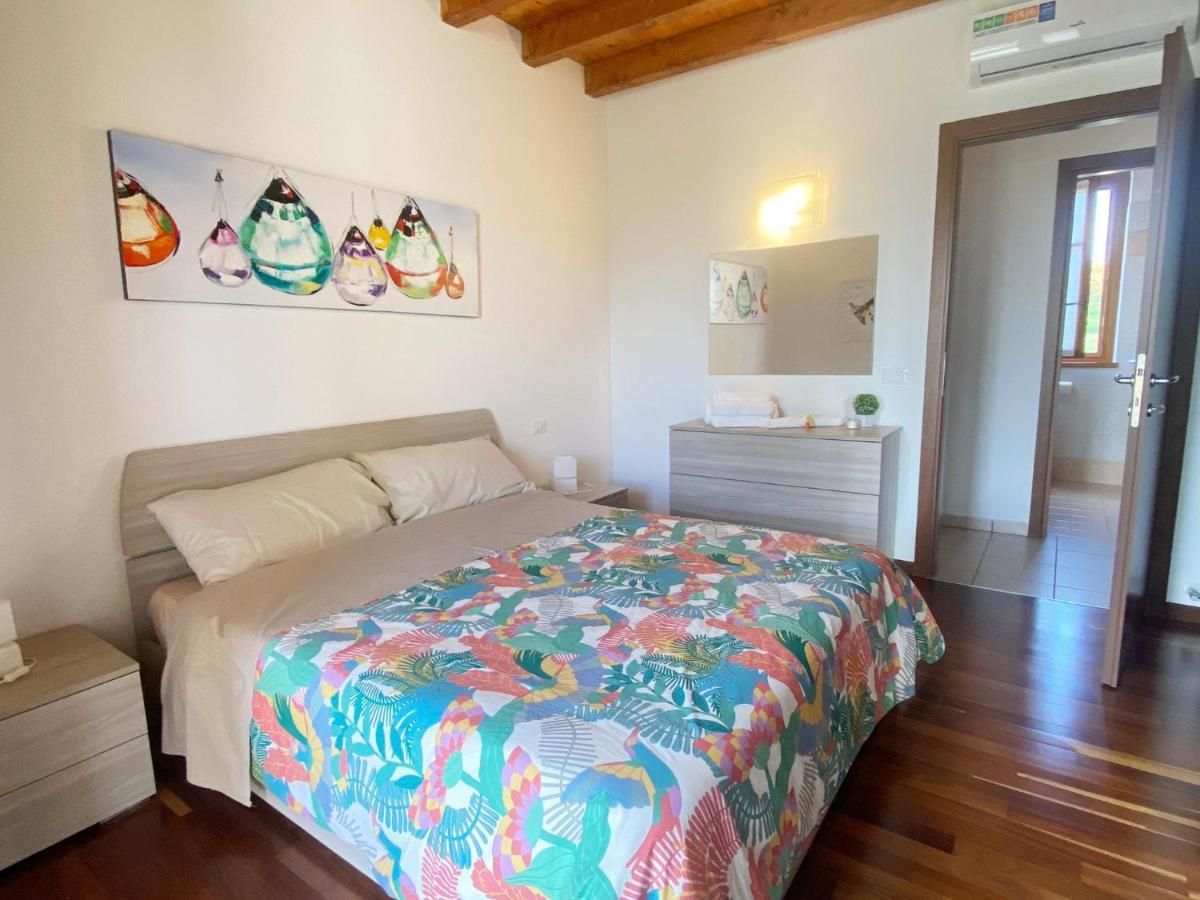 Luxury Apartments - Le Fate - Residence With Pool Manerba del Garda Eksteriør bilde