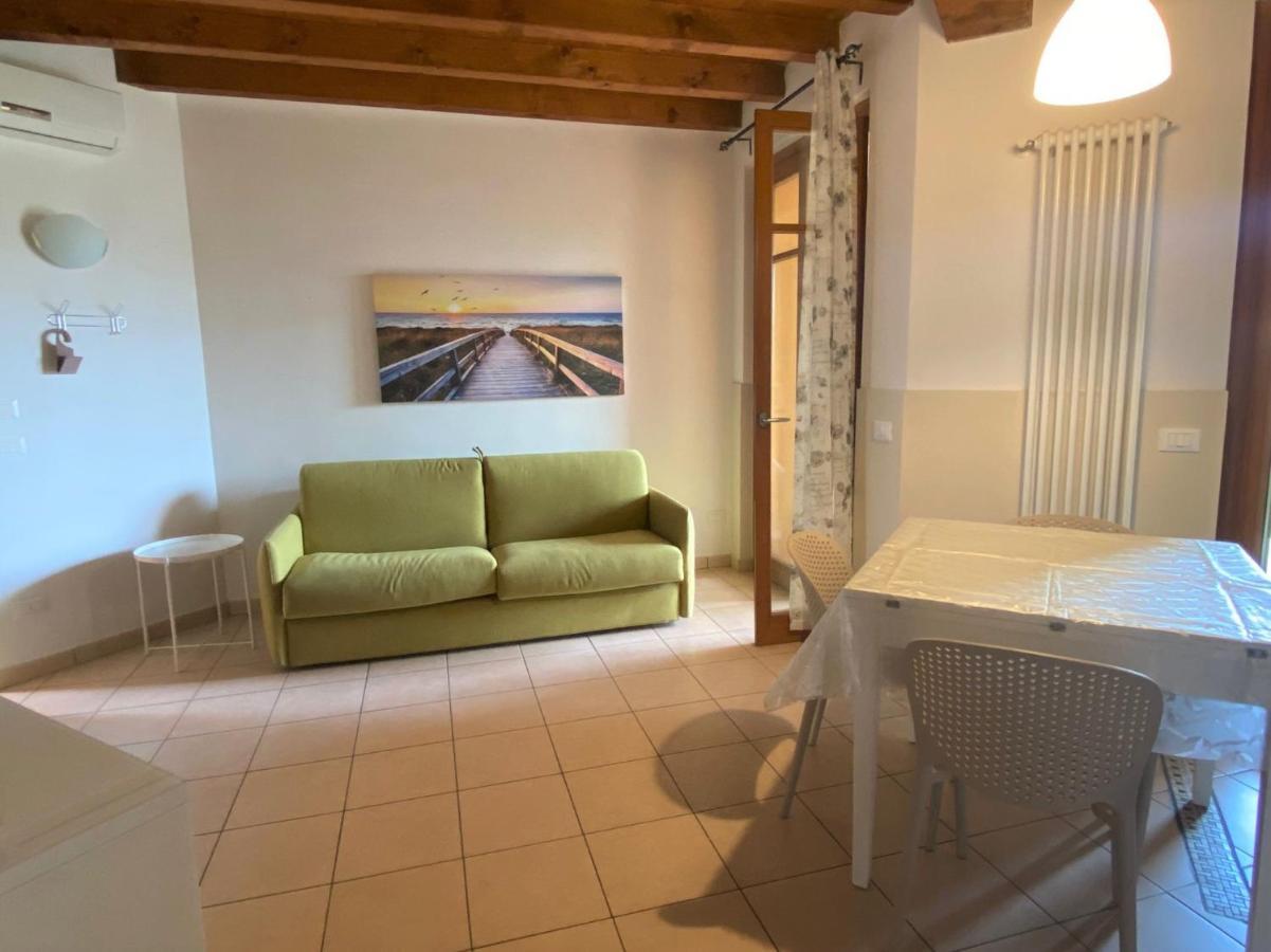Luxury Apartments - Le Fate - Residence With Pool Manerba del Garda Eksteriør bilde
